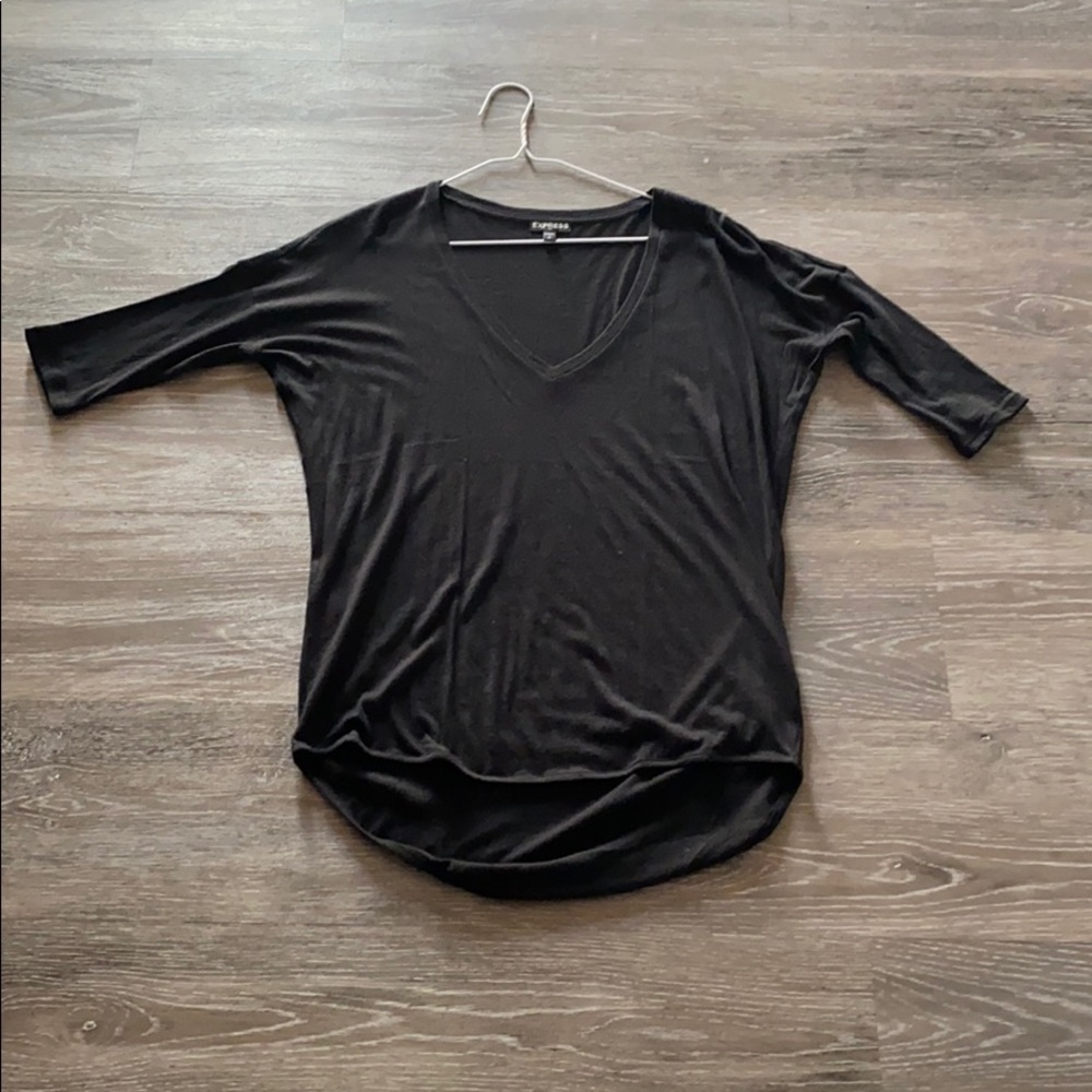 EXPRESS SCALLOP TEE